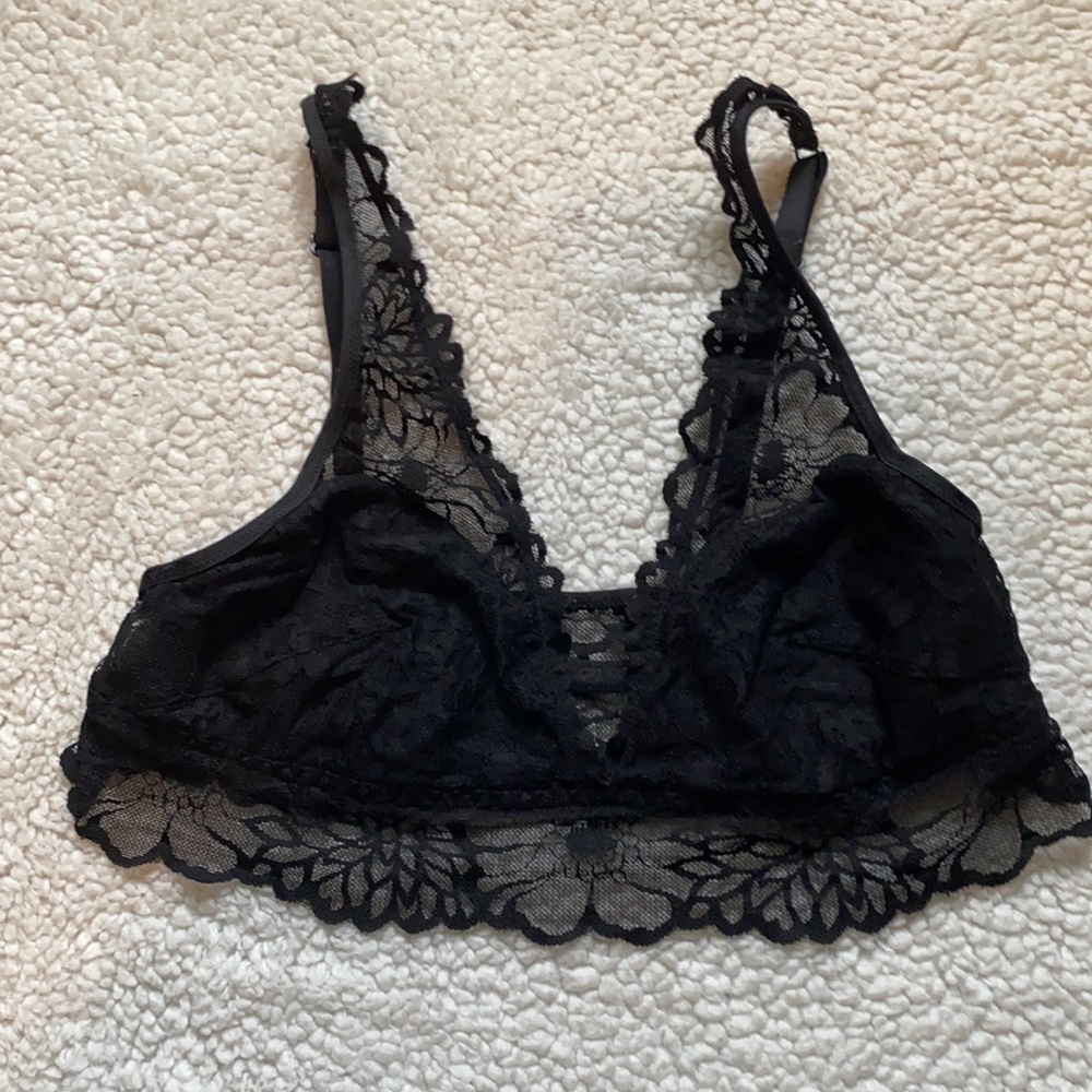 Black floral lace bralette